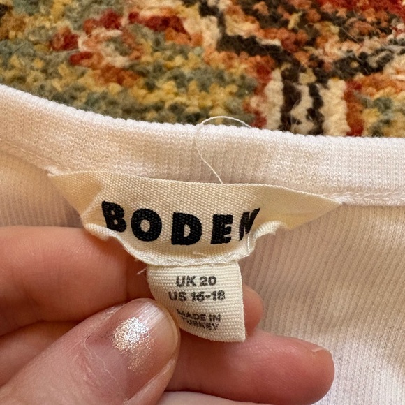 Boden White V-Neck Henley ribbed Buttoned Women's long sleeve size 16 - Picture 3 of 5